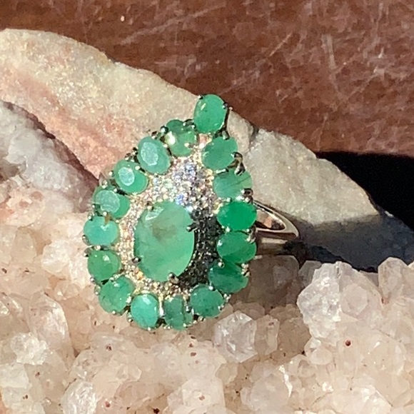NATURAL EMERALD 925 STERLING SILVER RING SIZE 7.75